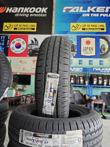 Lốp ô tô Hankook Vantra RA18 195/70R15C từ Hàn Quốc