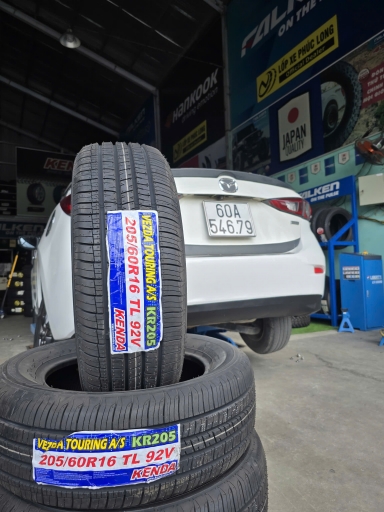 Lốp ô tô Kenda Touring A/S KR205 205/60R16 92V từ Đài Loan