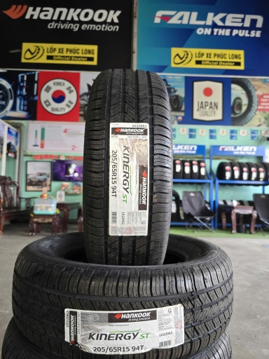 Lốp ô tô Hankook Kinergy ST 205/65R15 H735 94T từ Hàn Quốc