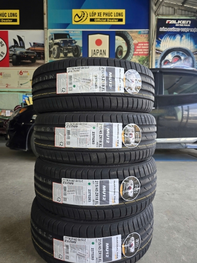 Lốp ô tô Marshall MU12 215/45R18 Hàn Quốc