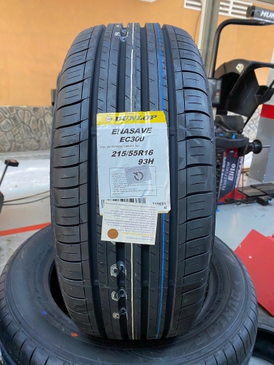 Lốp ô tô 215/55R16 Dunlop Enasave EC300 93H
