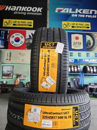 Lốp ô tô Continental UltracContact UC7 225/45R17 94W từ Đức