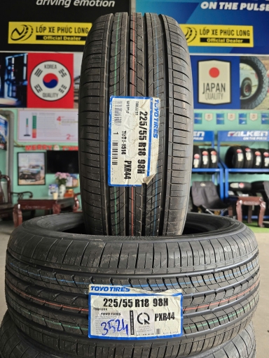 Lốp ô tô Toyo PXR44A 225/55R18 98H từ Nhật Bản