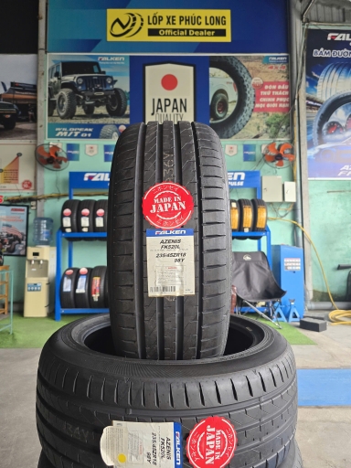 Lốp ô tô Falken Azenis FK520L 235/45R18 từ Nhật Bản