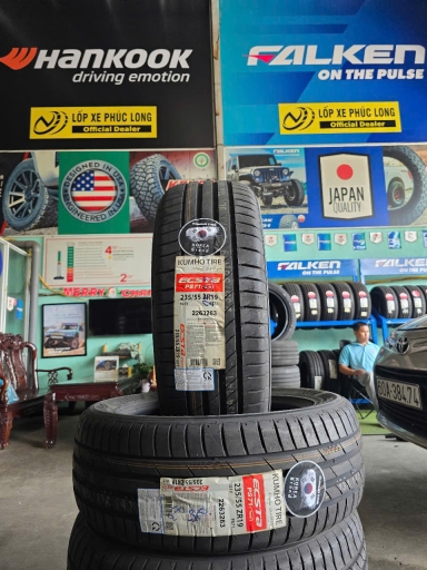 Lốp ô tô 235/55R19 Kumho Ecsta PS71 Hàn Quốc